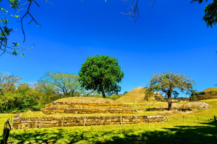 Experience the Magic of El Salvador’s History on a Road Trip Adventure for Culture-Loving Tourists